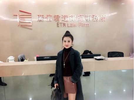 我是个主播,跟一个传媒公司签约在火山直播签